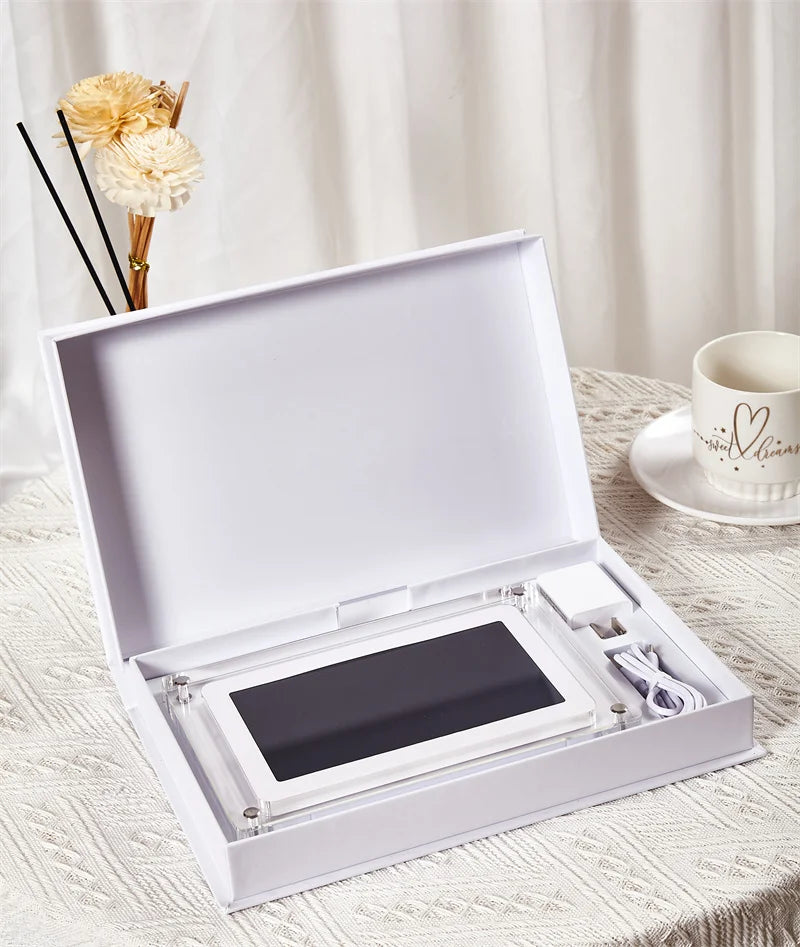 A341f5642218d4ce2b9495b0beffe37feQ