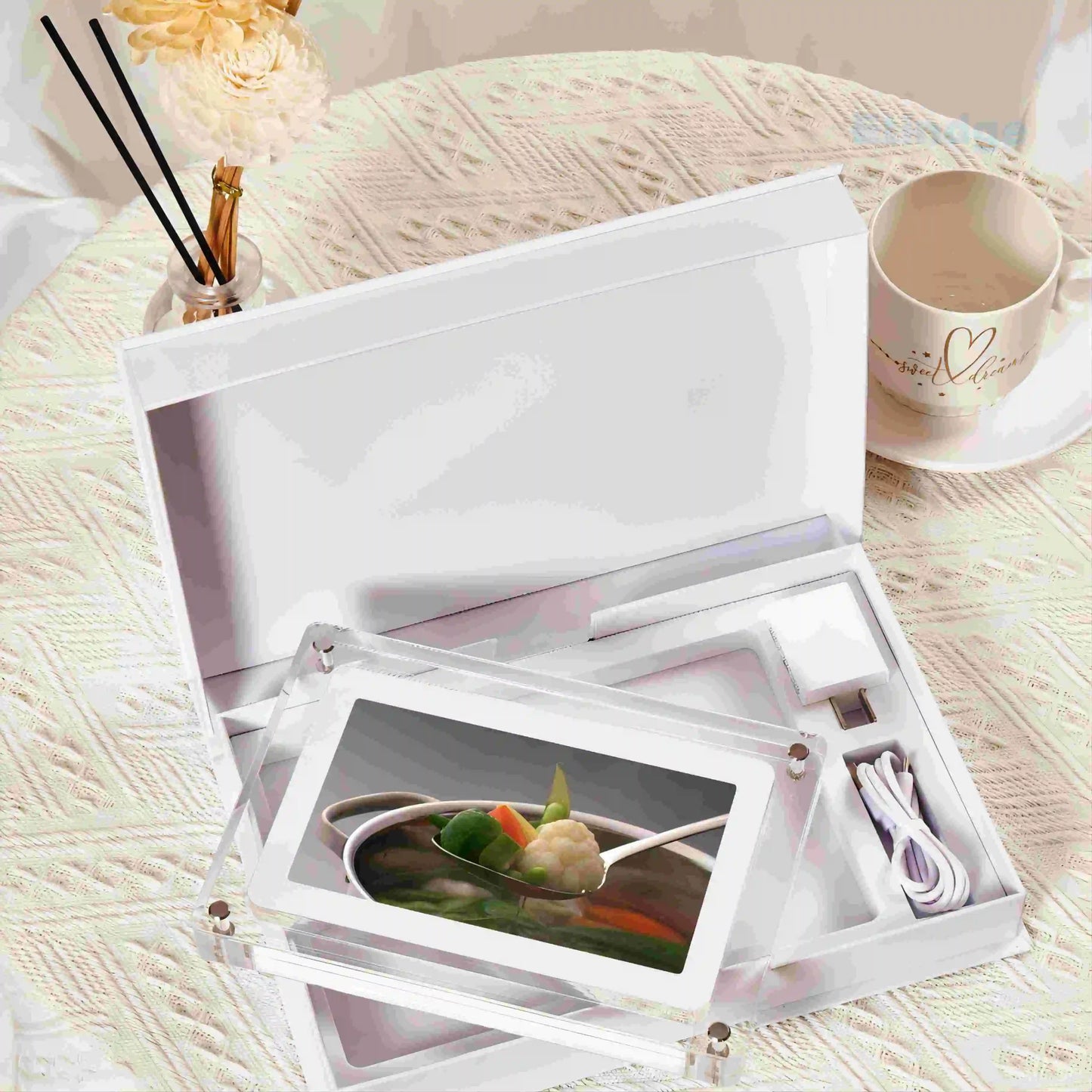 Ac769cfdddd2141e5a707585bdf9f755eQ